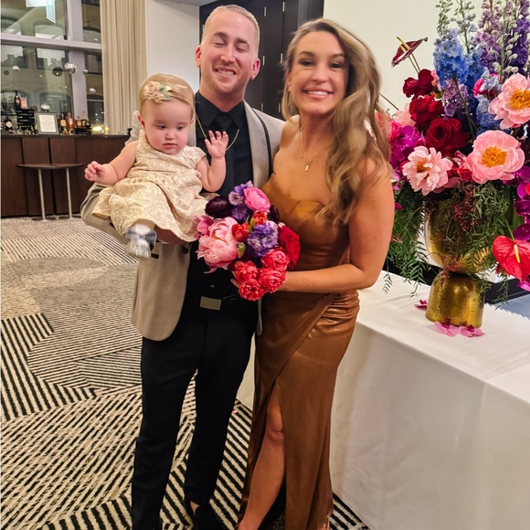 Revelry Amara Carmel size 6 - Picture 3 of 3